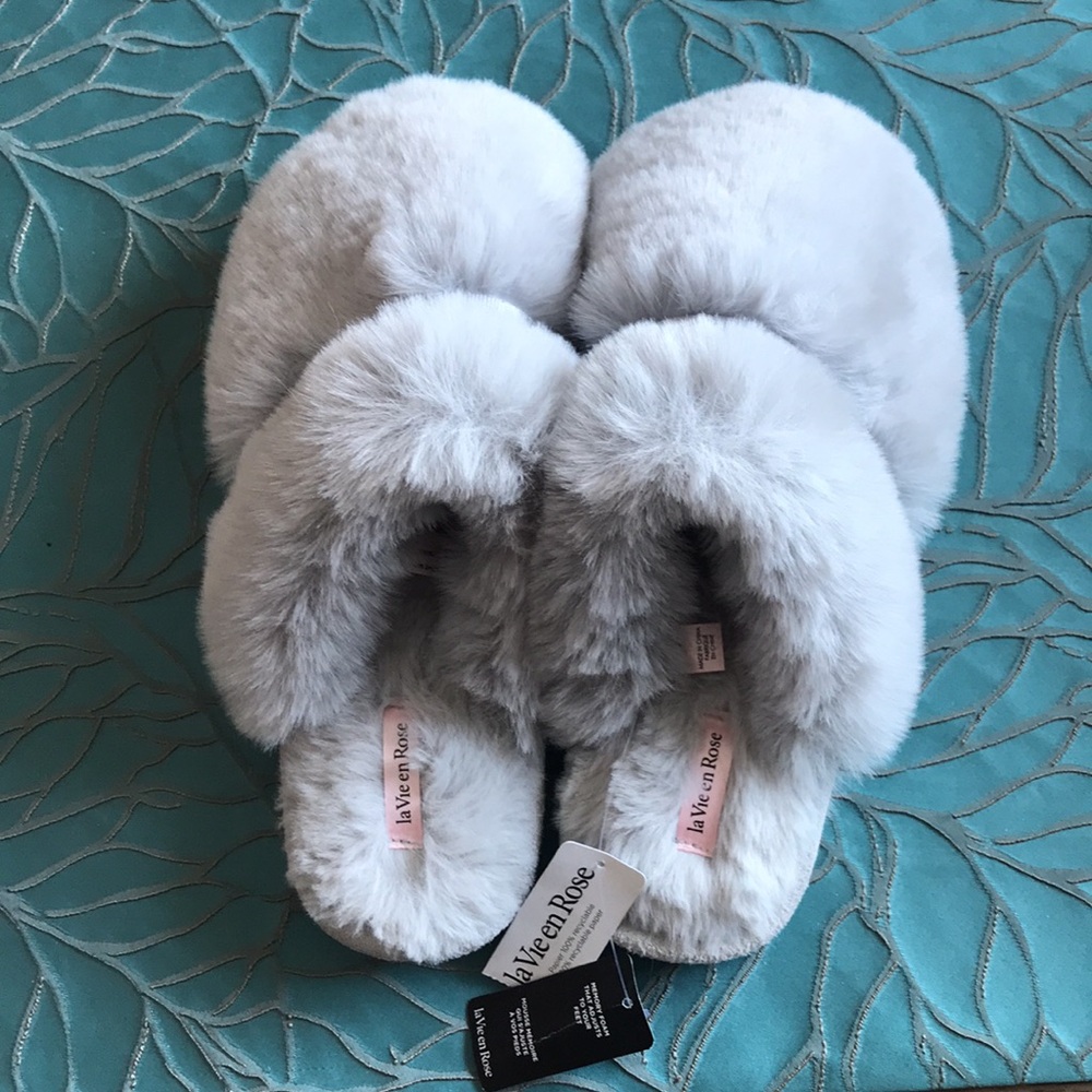 la Vie en Rose Size Small Super Soft Memory Foam Slippers
